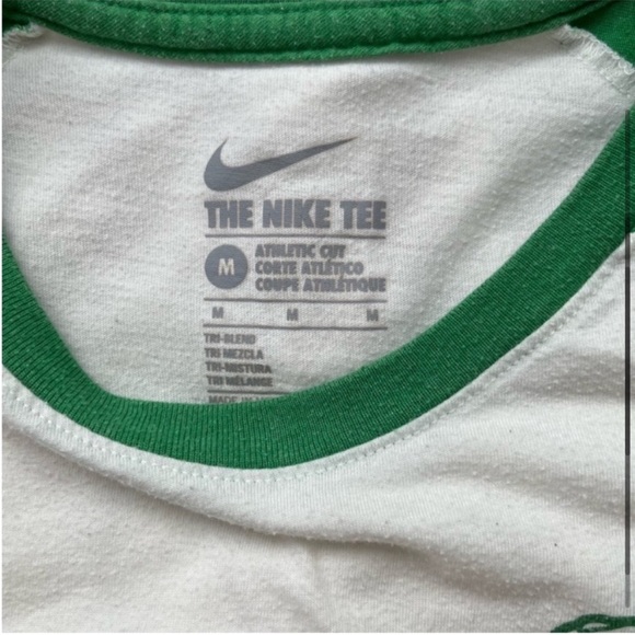 Nike Women’s Medium Green And White Oregon Duck Baseball Style T-Shirt - Picture 3 of 5